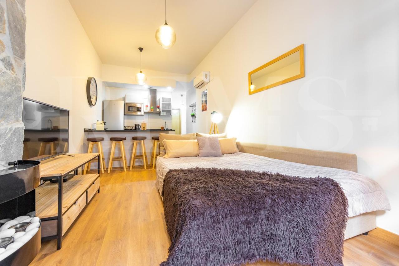 Cozy Flat With Common Pool & Parking - Center By Rems Apartman Málaga Kültér fotó